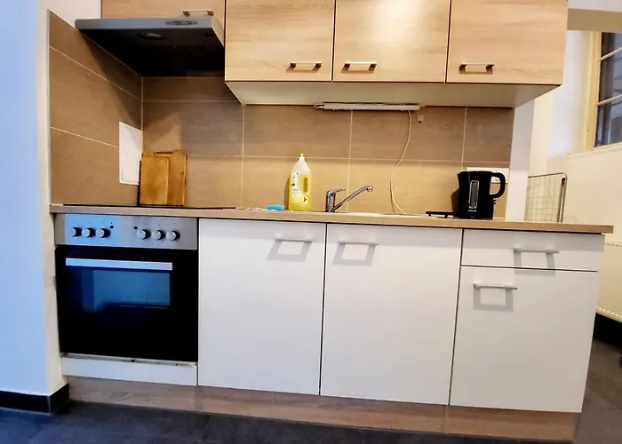 Vienna City Home Apartment - Near Metro Station