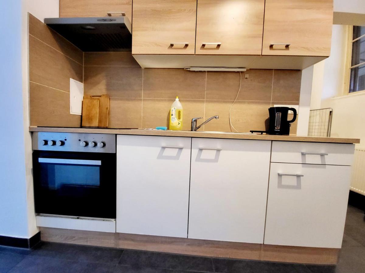 - Near Metro Station Apartment *