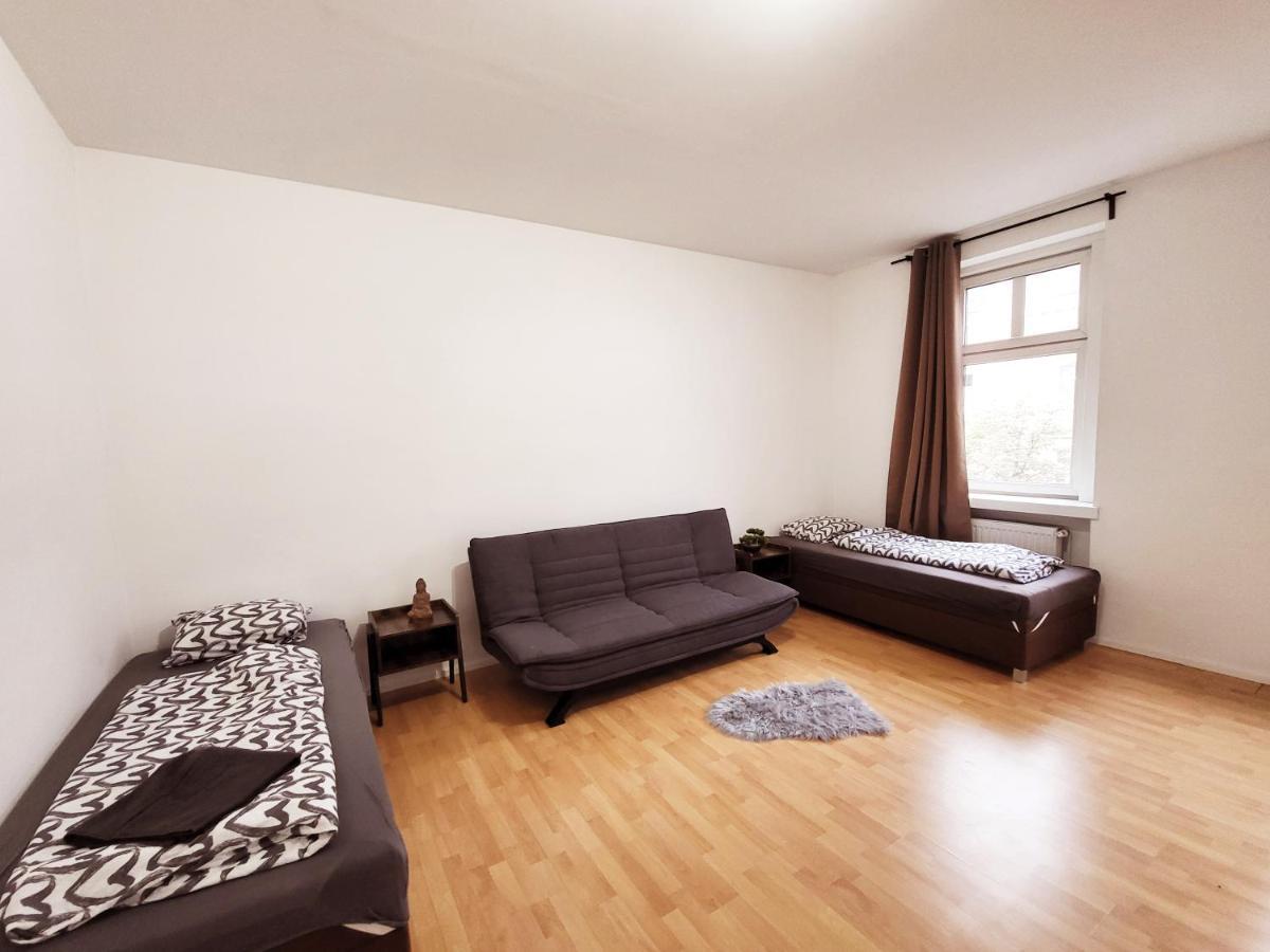 - Near Metro Station Apartment Vienna